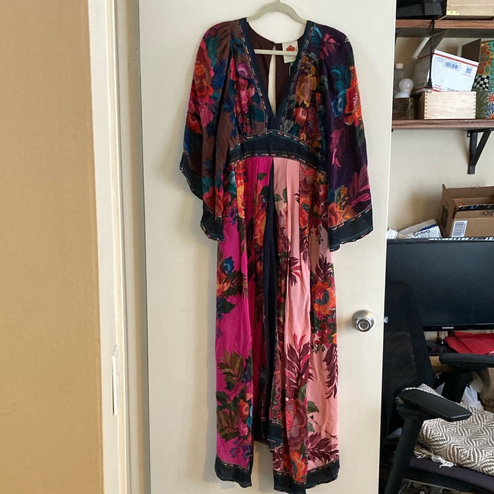 Farm Rio Flower Scarves midi maxi dress kimono style